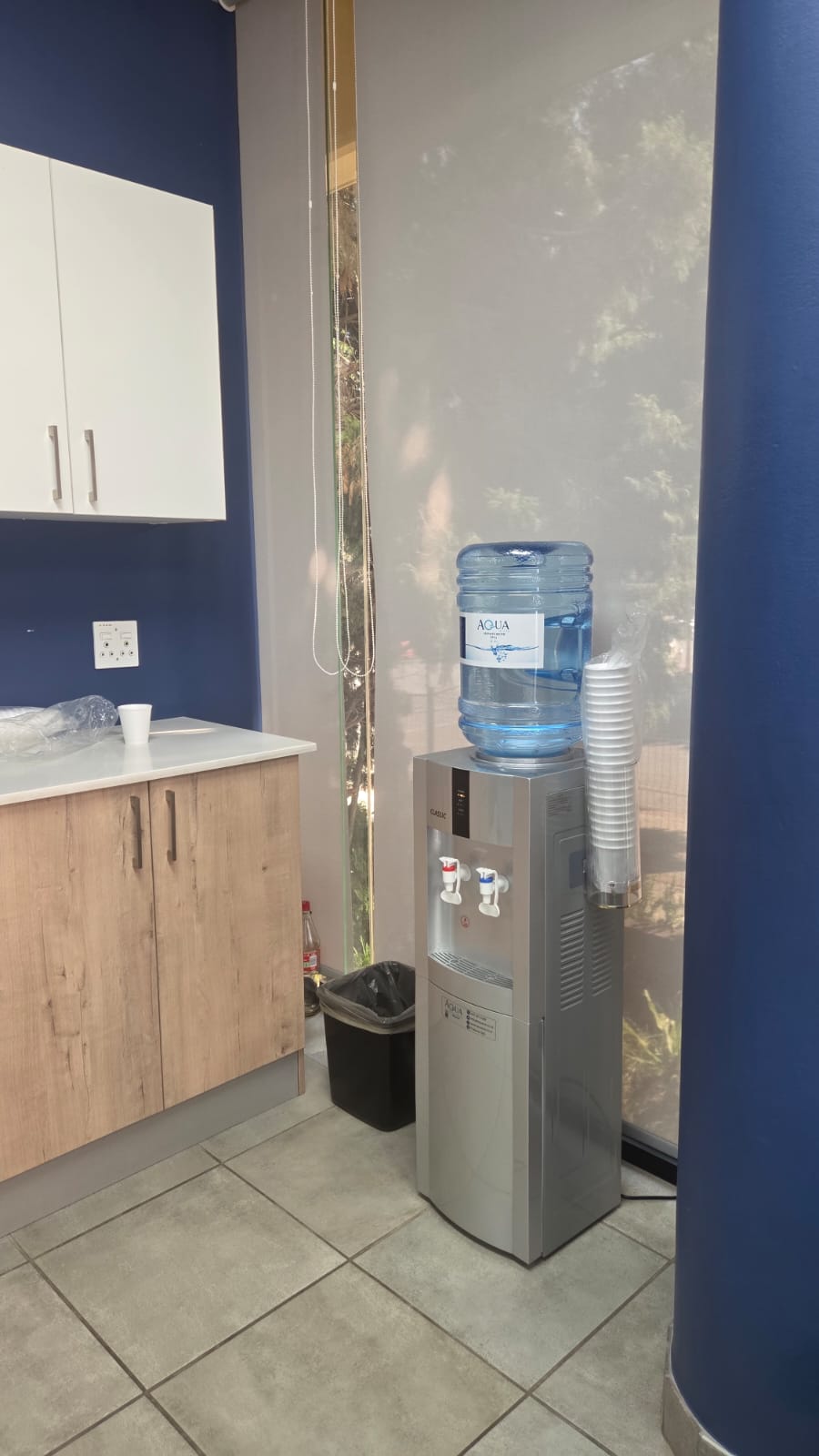 Water Dispenser Machine - Hot and Cold -  Non- Touch